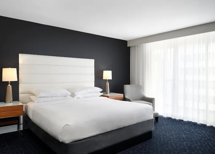 Hotel Tampa Riverwalk