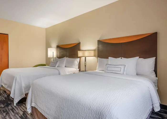 Fairfield Inn And Suites Holiday Tarpon Springs